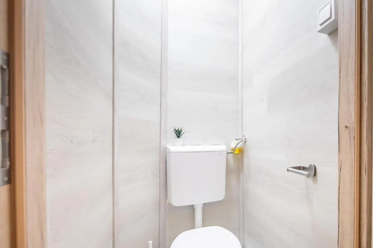 Central - New - Aircon - Comfy Budapest Apartment
