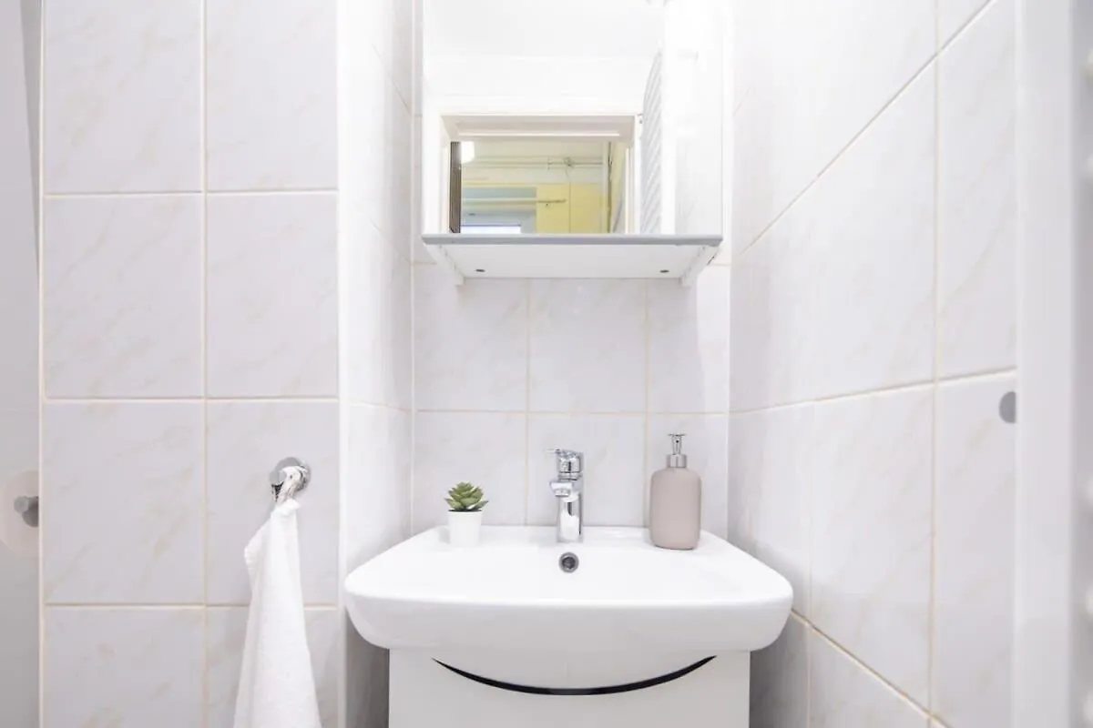 Central - New - Aircon - Comfy Budapest 0*,